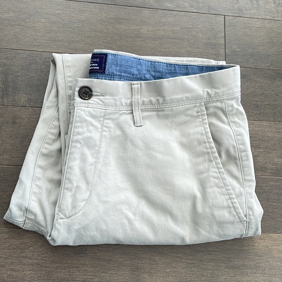 GAP Men’s Beige Tan Khakis Chinos Pants, Straight Stretch, Pockets, Summer Wear - Picture 3 of 12